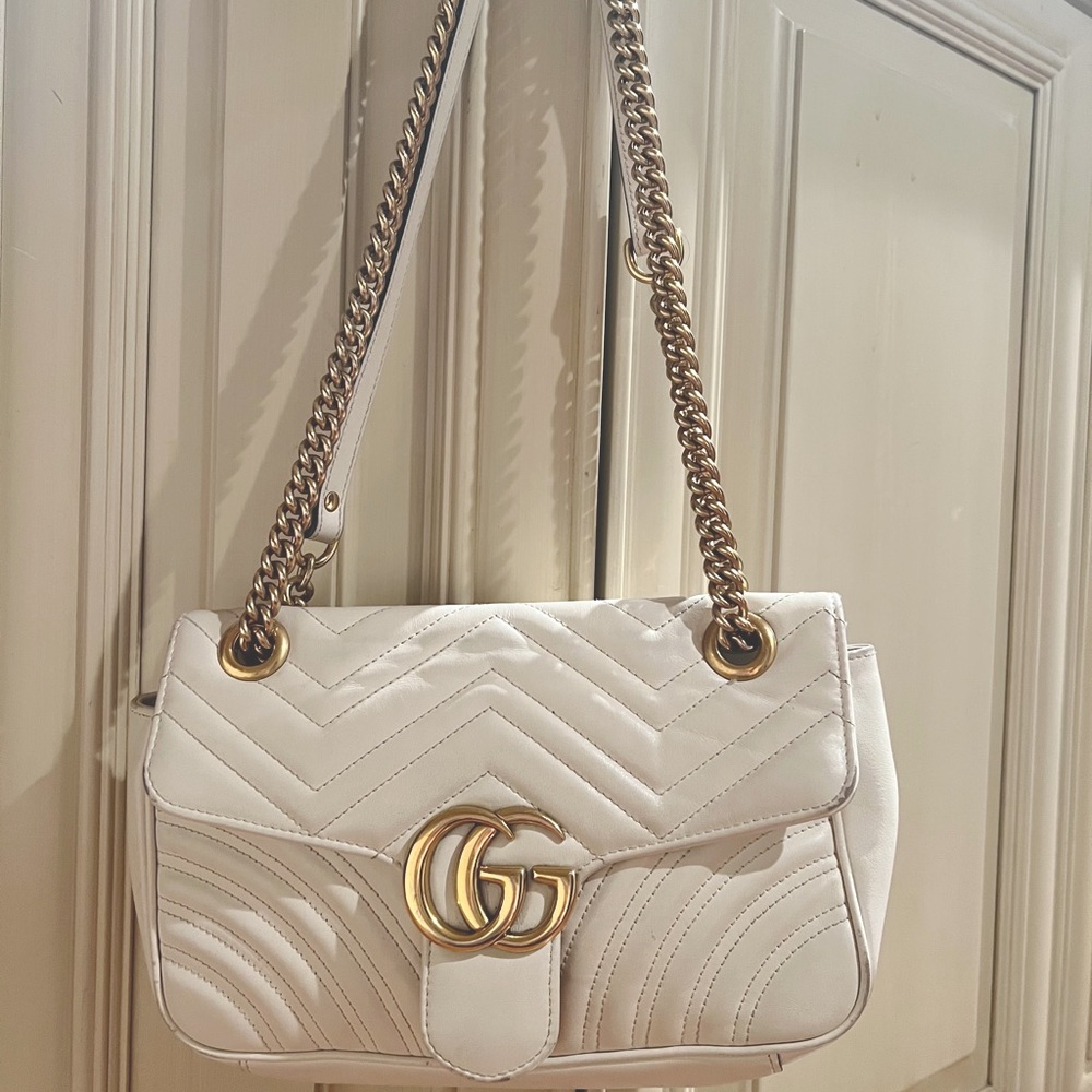 GUCCI MARMONT WHITE LEATHER BAG WITH GOLD !!